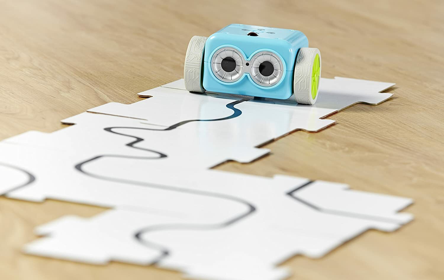 Learning Resources Botley the Coding Robot 77-Piece Activity Set – Open Box!