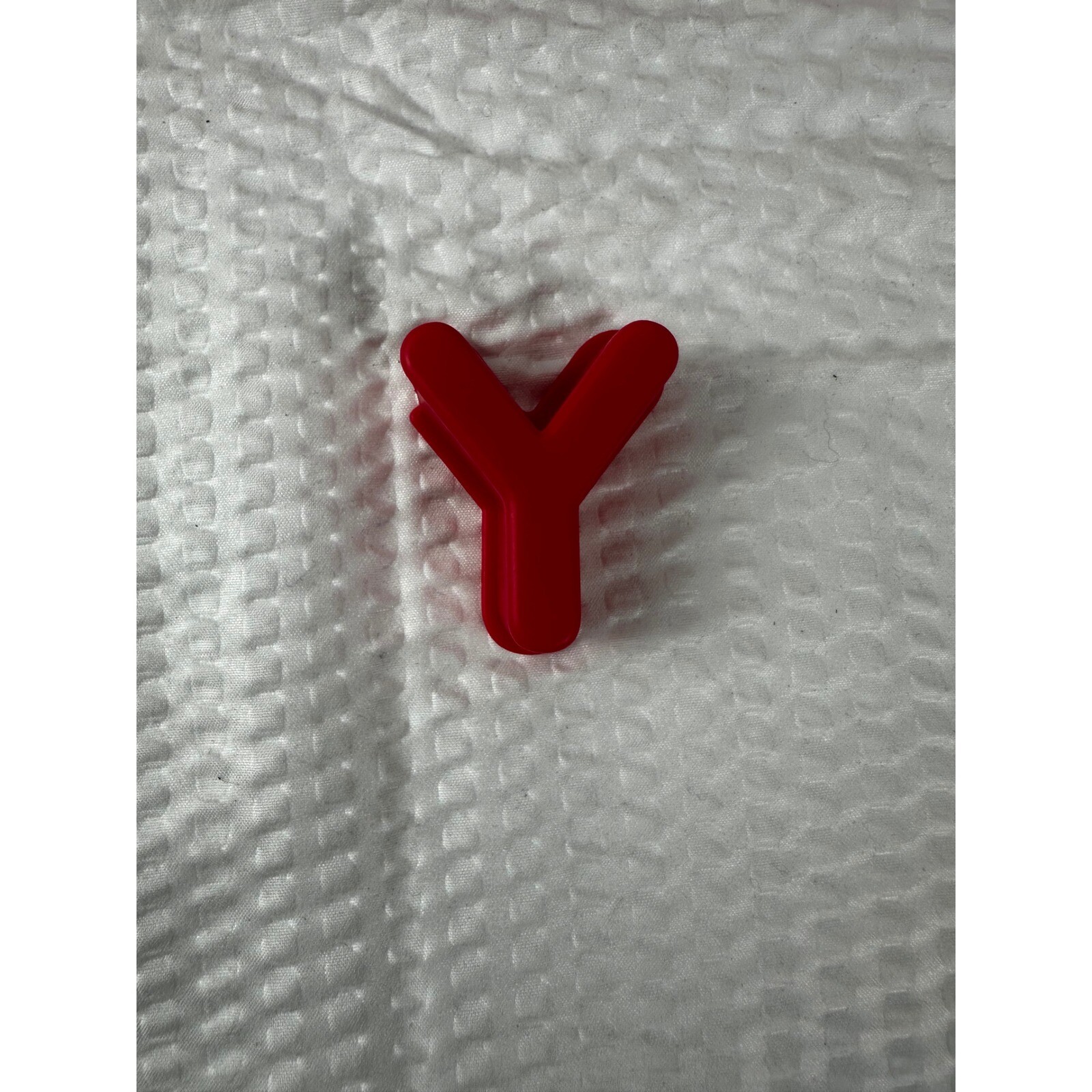 Letter “Y” for Elmo On The Go learning game.
