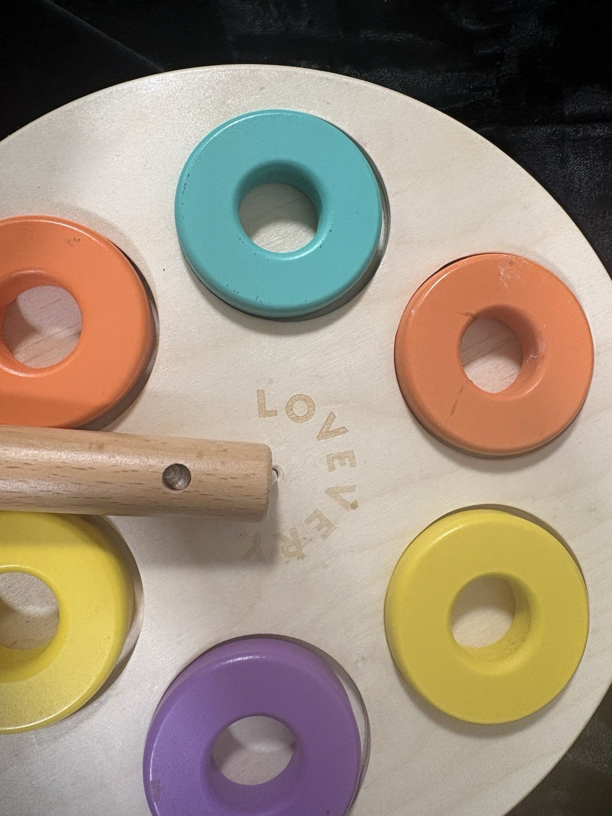 Lovevery Toy Wooden Flexible stacker multicolor 6 rings 1yr. + Montessori PLAY