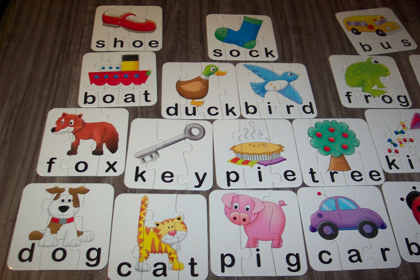 The Learning Journey MATCH-IT SPELLING MINI PUZZLES Children’s Educational Toy
