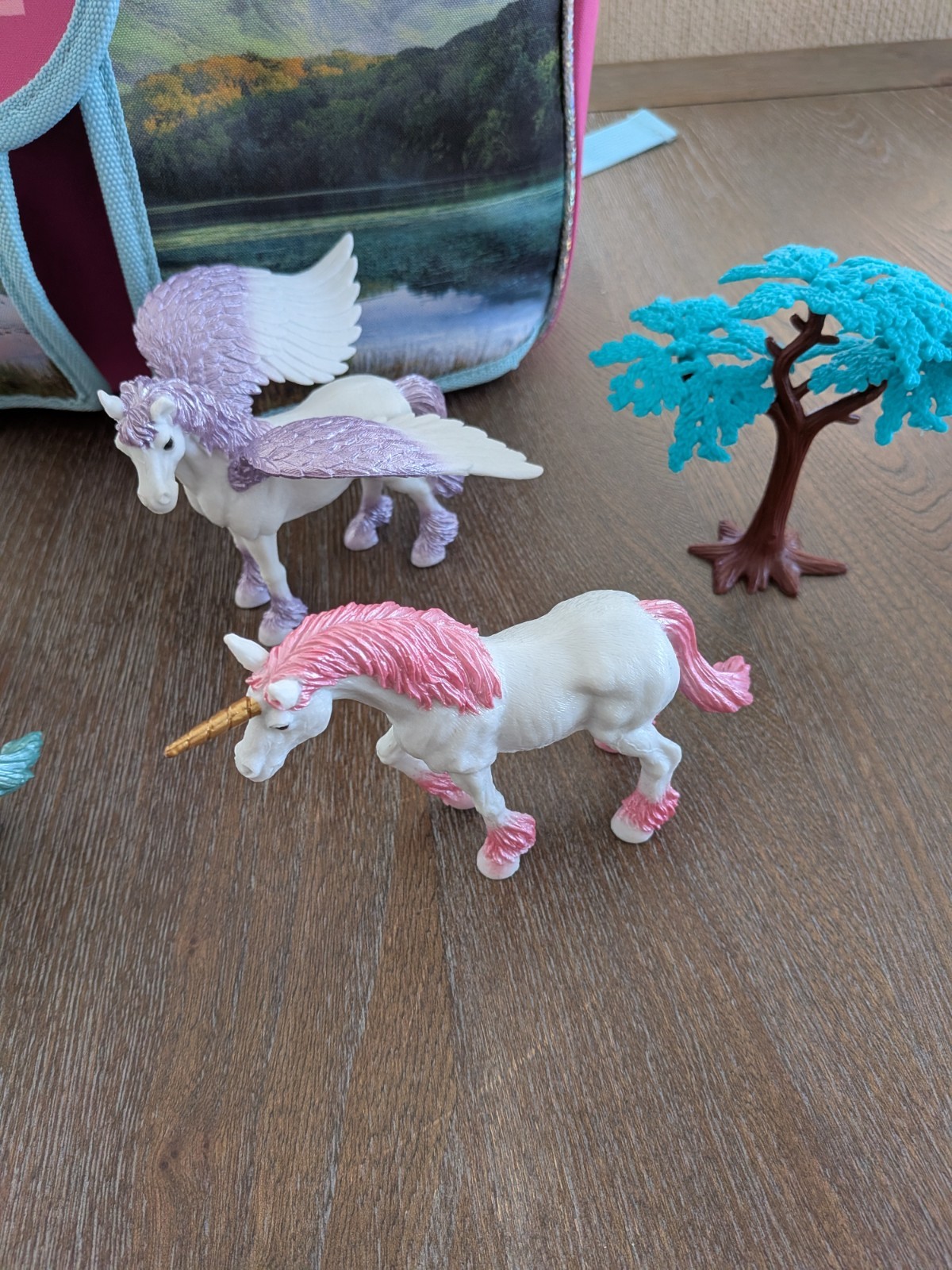 Lakeshore Fantasy Adventure Backpack Fold Out Scene Unicorns W/ 7 Pegasus Horses