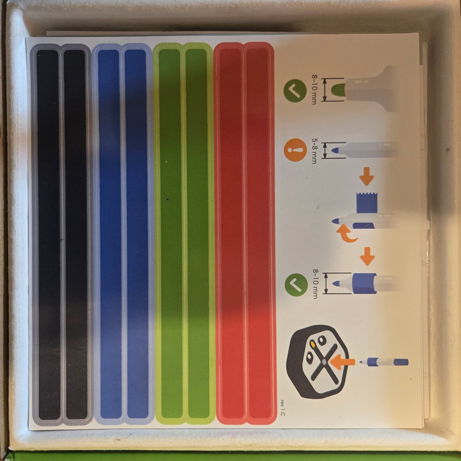 iRobot Root rt0 Coding Robot Programmable STEM Toy