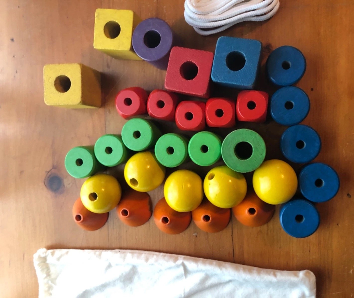 Set of 31 Jumbo Rainbo Lacing Beads Wooden Shapes Colors w/ Strings& Storage Bag