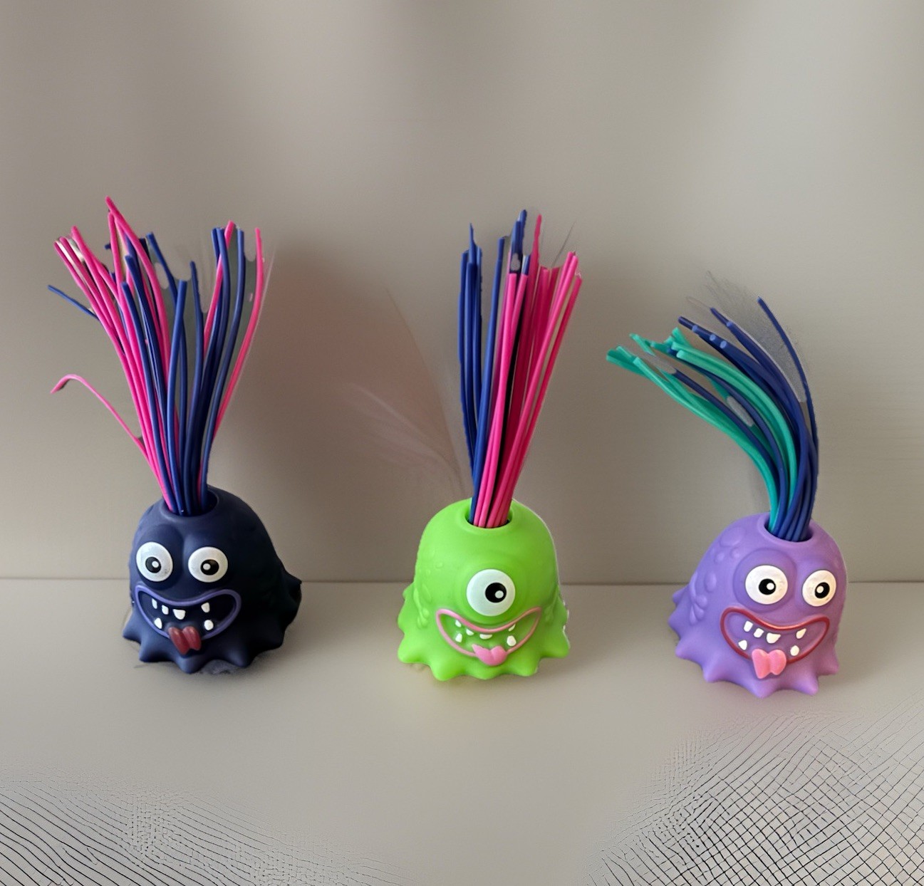 Set Of 3 Novelty Funny Hair Pulling Will Be Screaming Little Monster Teaser Toy