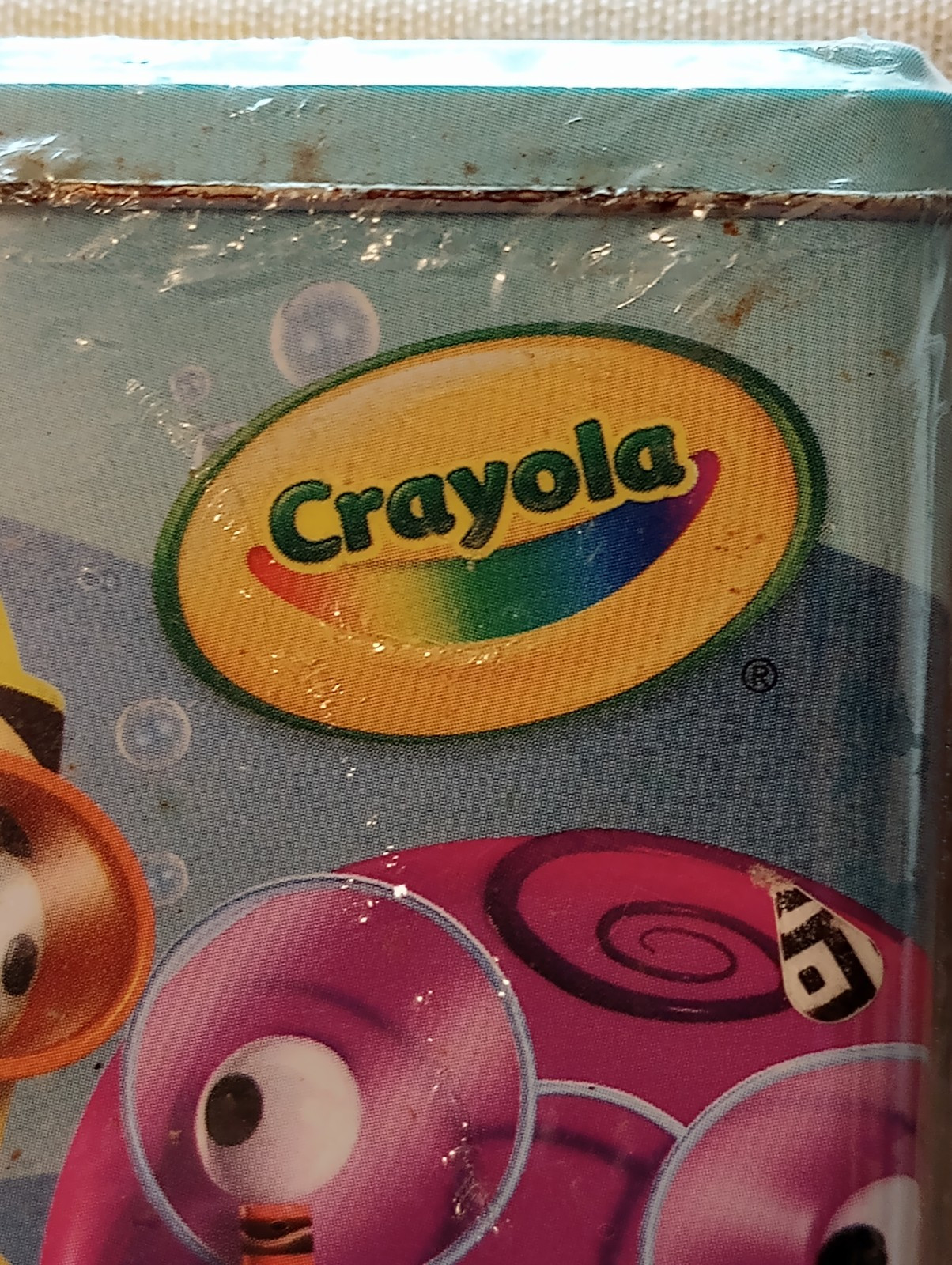 Crayola Imagination Tins Underwater, 24 Crayons in Tin, New Sealed Hallmark2011