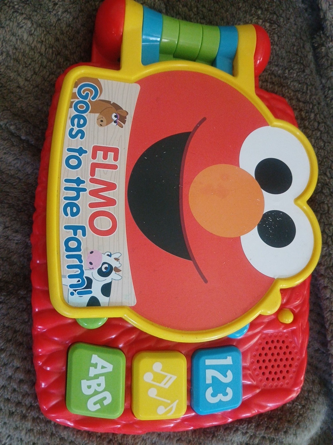 Sesame Street Elmo’s Lots To Learn Electronic Book Goes To Farm Sounds Music Toy