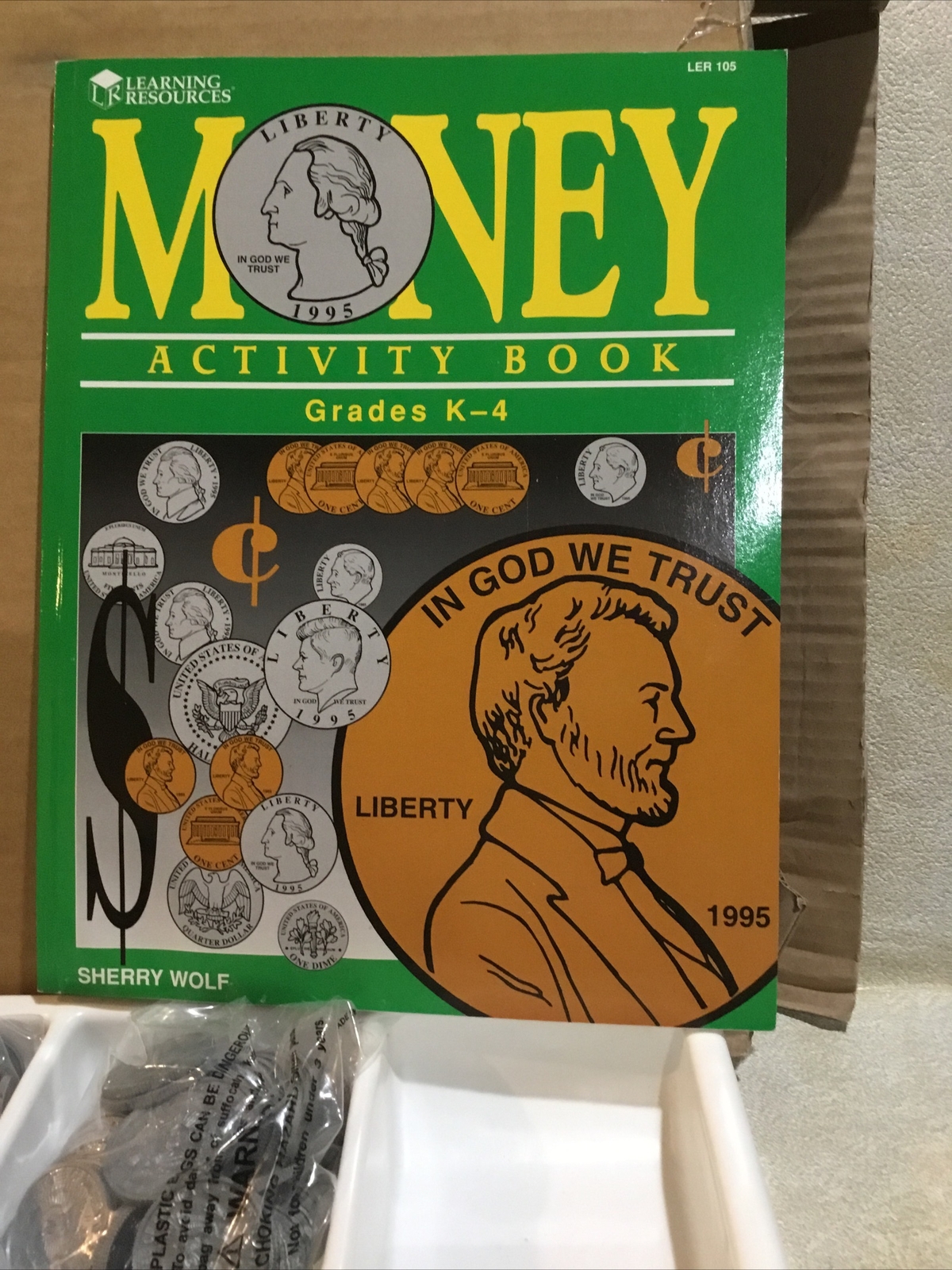 Learning Resources Classroom Money Kit grades K-4 with activity book- BRAND NEW