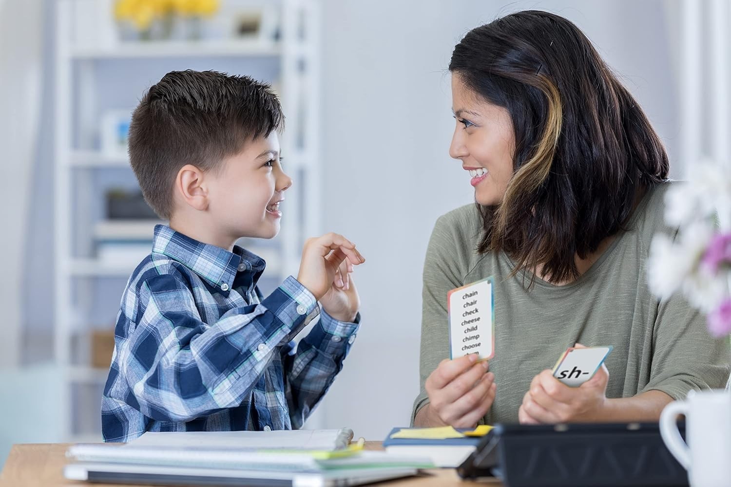 Engaging 56 Double-Sided Flash Cards for Language Skills: Teaching Tips Included