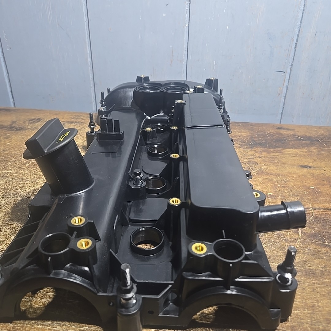 MITZONE Engine Valve Cover compatible with 2012-2018 Ford Edge Escape Explorer