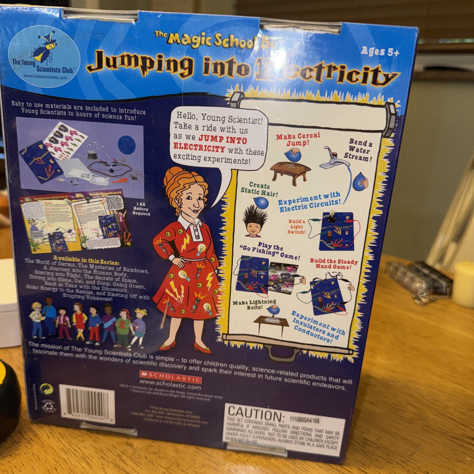 THE MAGIC SCHOOL BUS Jumping Into Electricity Kit *NEW & SEALED*