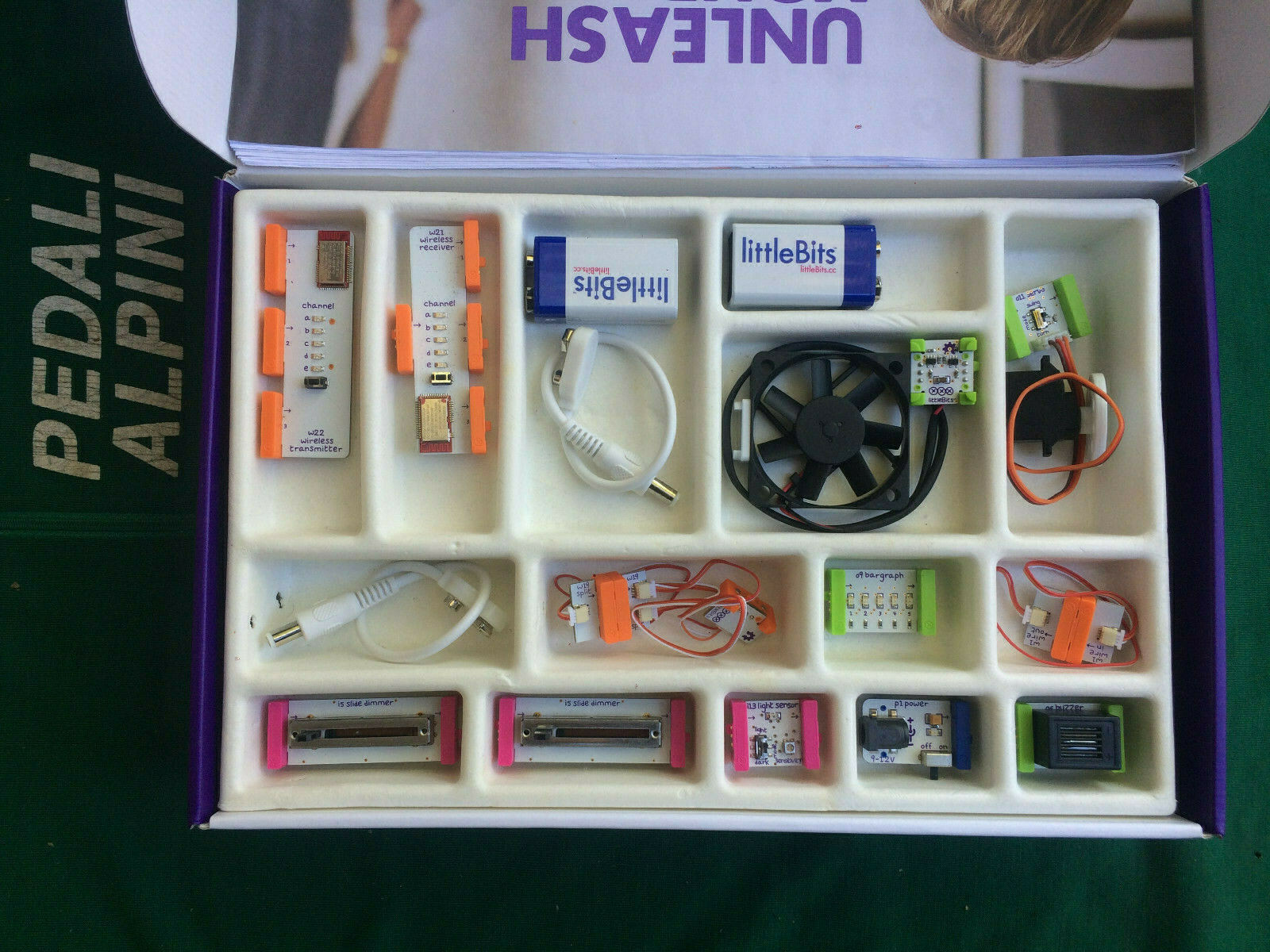 littleBits Gizmos & Gadgets First Edition 1st Tested