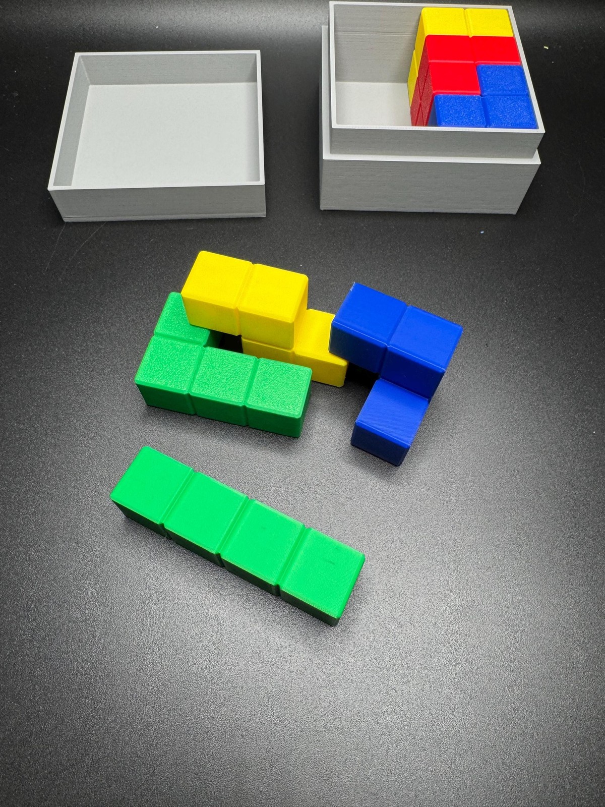 Tetracube Puzzle – 8 Unique Pieces – Fun STEM Learning Tool & Gift for Puzzle