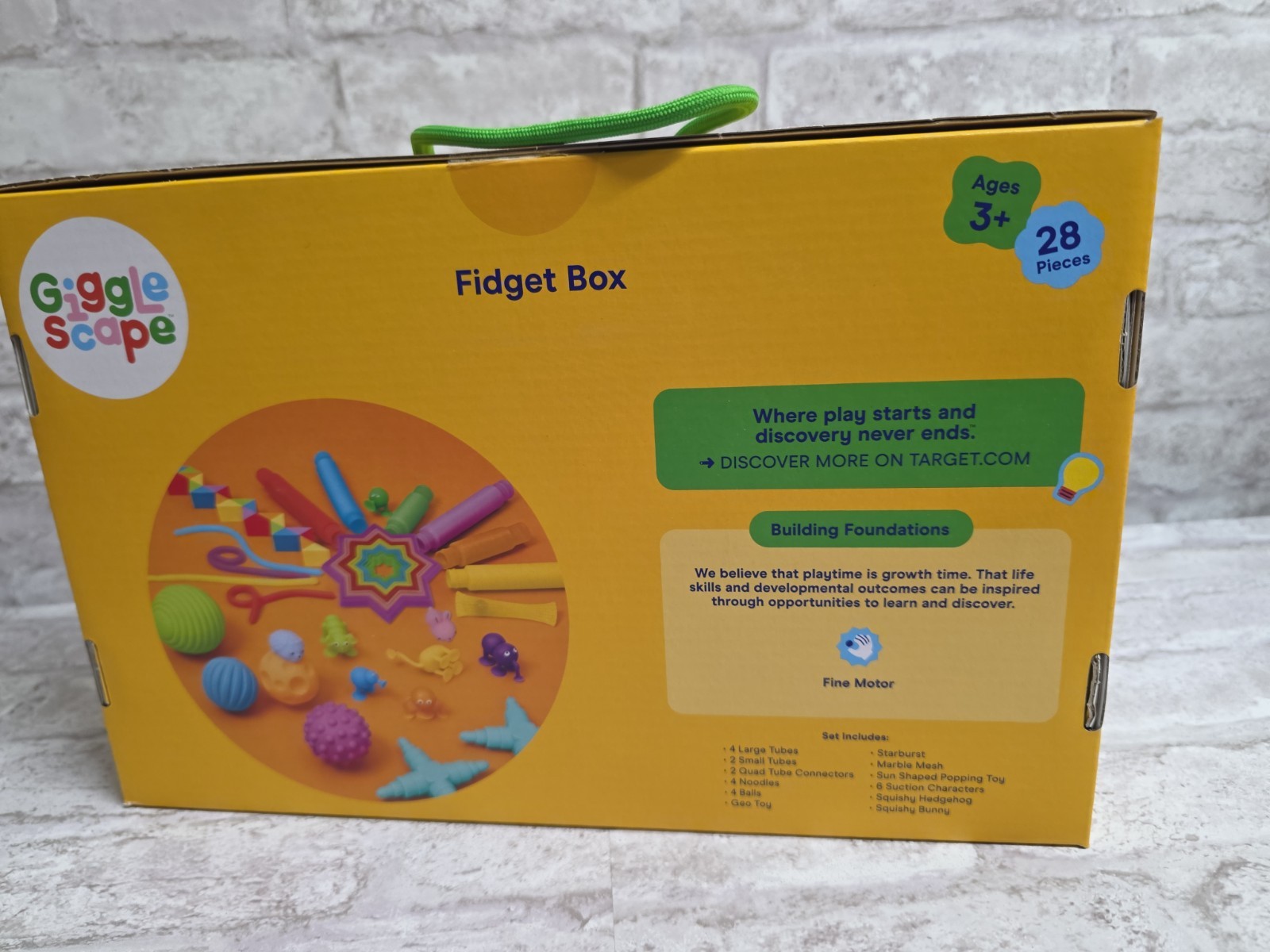 GiggleScape Fidget Box 28-Piece Set Stretch Twist & Squeeze 28 Pcs For Ages 3+