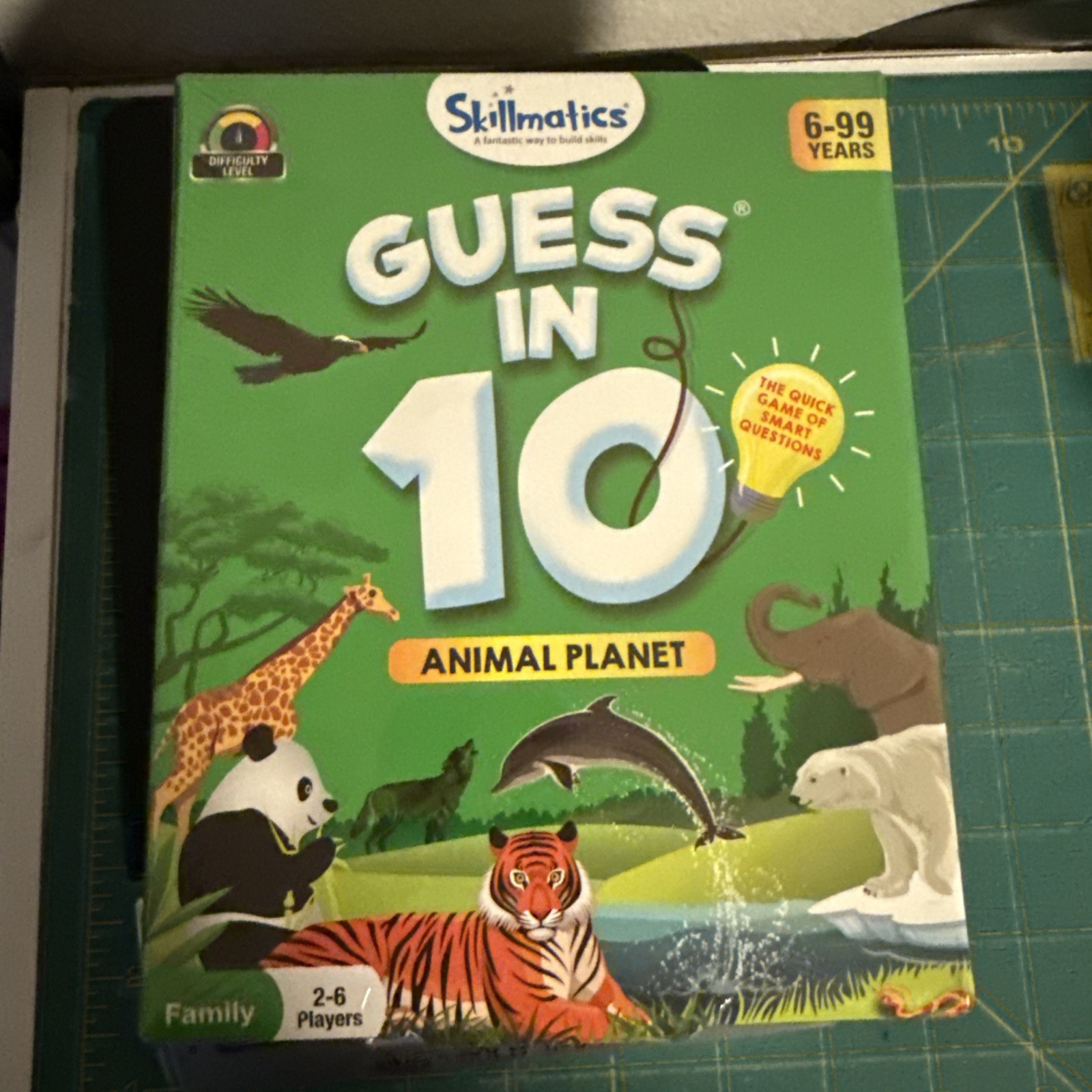 Guess in 10 Animal Planet Card Game Skillmatics Ages 6+ -BRAND NEW