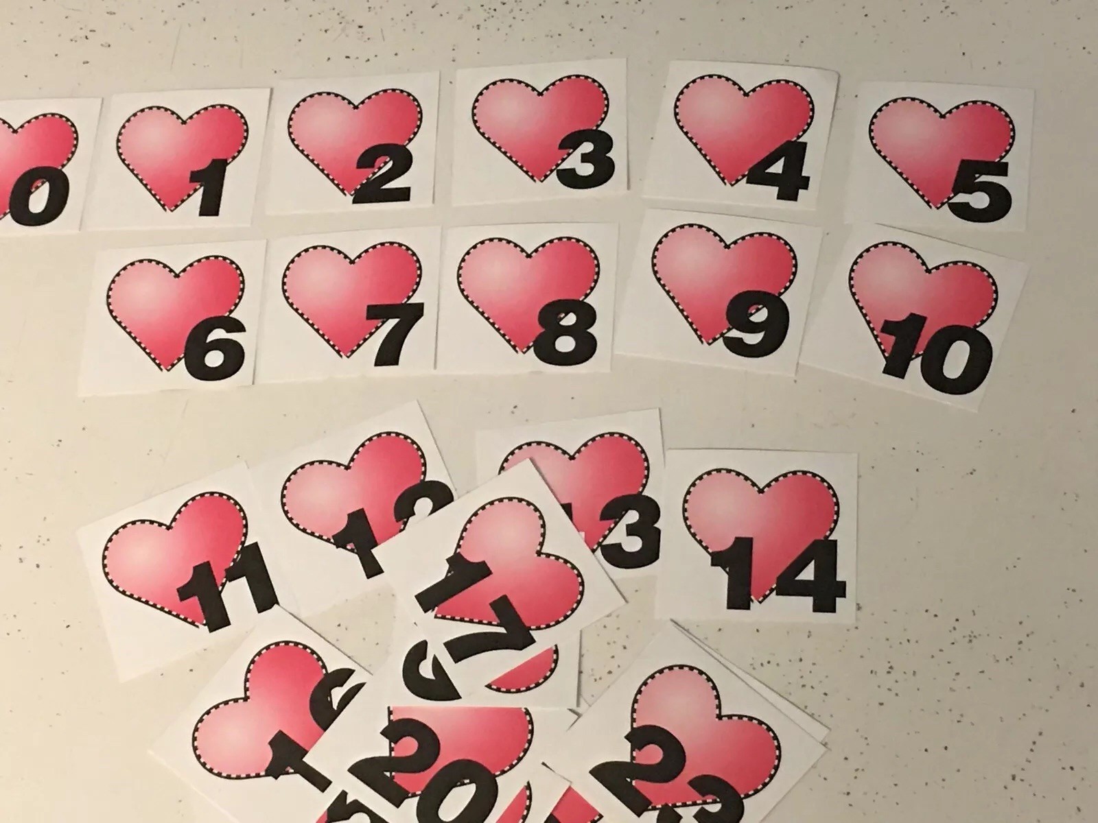 Heart Theme – 31 Laminated Calendar Squares + Blank Cards