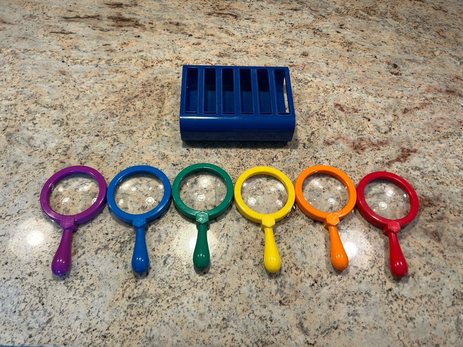 Learning Resources Primary Science Jumbo Magnifiers With Stand Set of 6