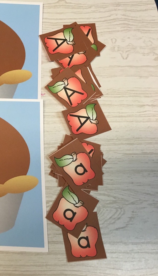 Apple Pie Sort – Uppercase Lowercase -Laminated Activity Set – Teaching Supplies