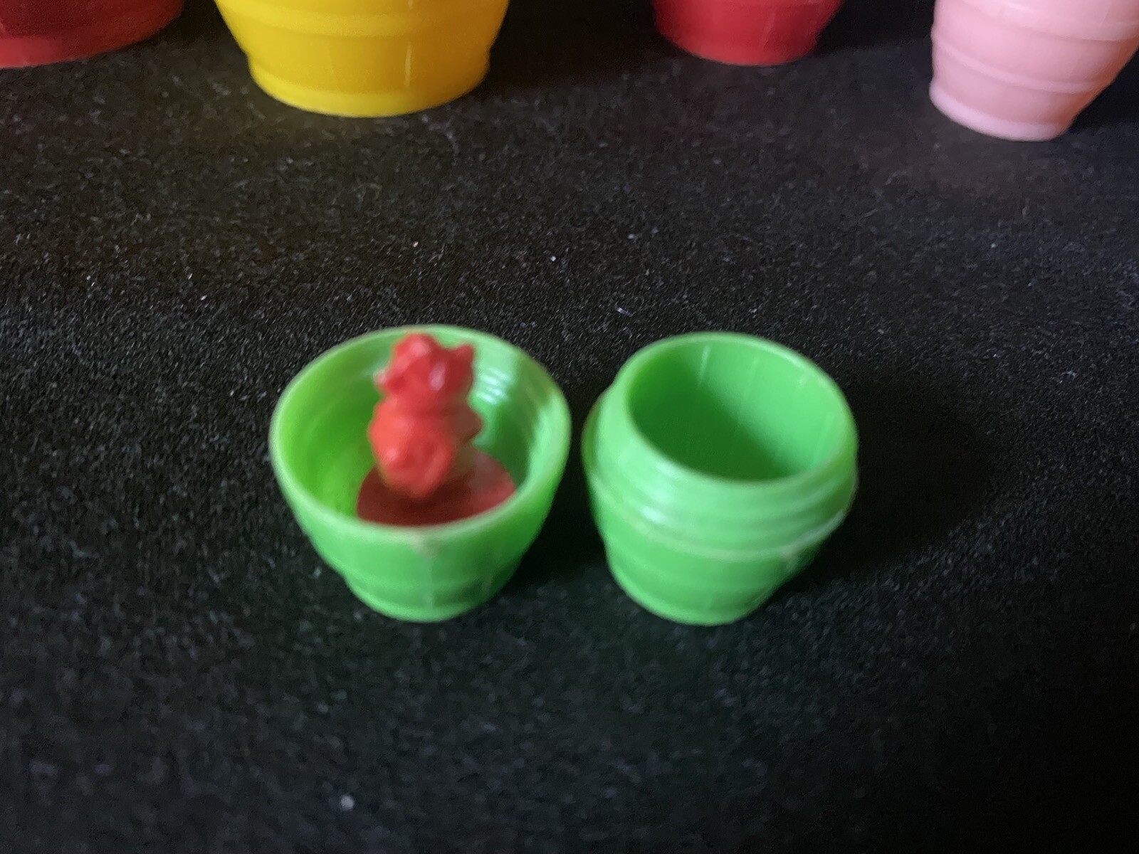 Vtg Hen in the Hatch & Kitty in the Kegs Childs Guidence Plastic Nesting Toy USA