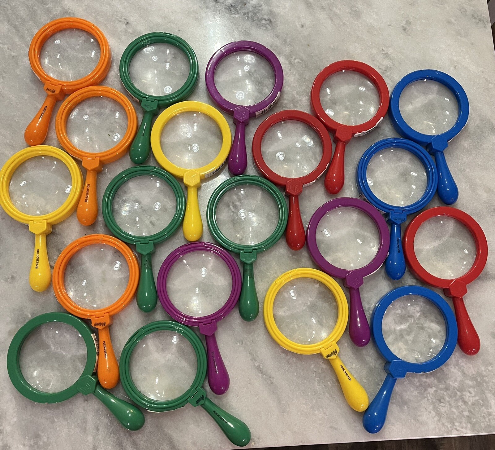 Learning Resources Primary Science Jumbo Magnifiers, Set of 20 (LER2775)