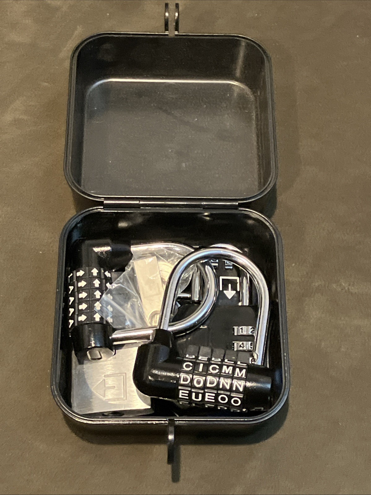 Breakout EDU Kit Learning Game – Locks, Multilocks, USB, Cards, Keys, More!