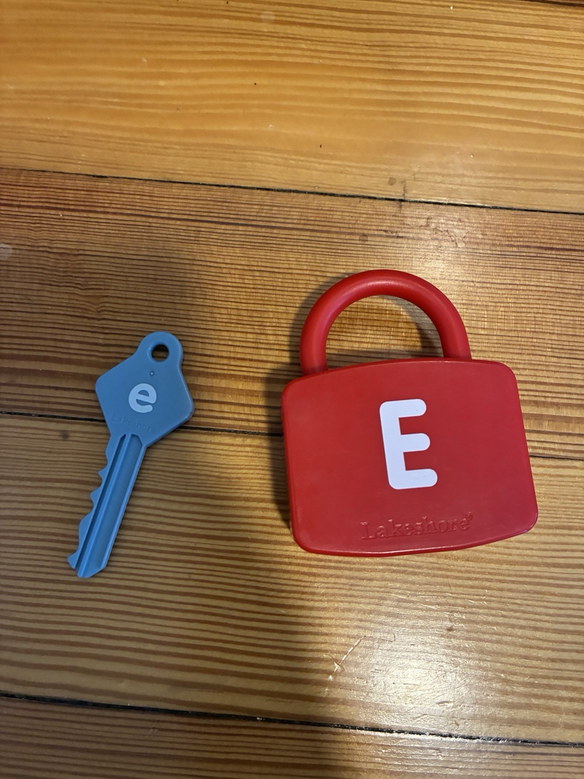LAKESHORE – Letter E – UNLOCK IT ALPHABET MATCH Single LOCK KEY Replacement