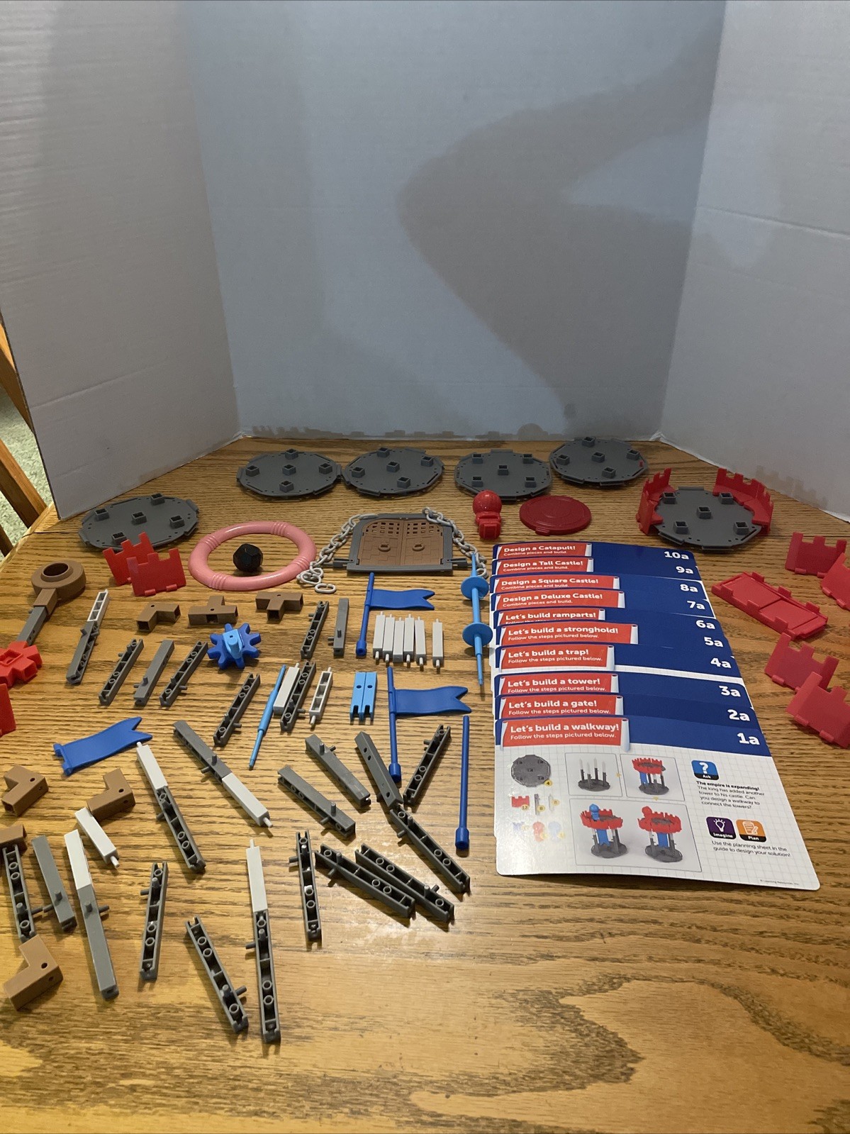 STEM – Learning Resources Engineering & Design – Castle Building Set – Ages 5+