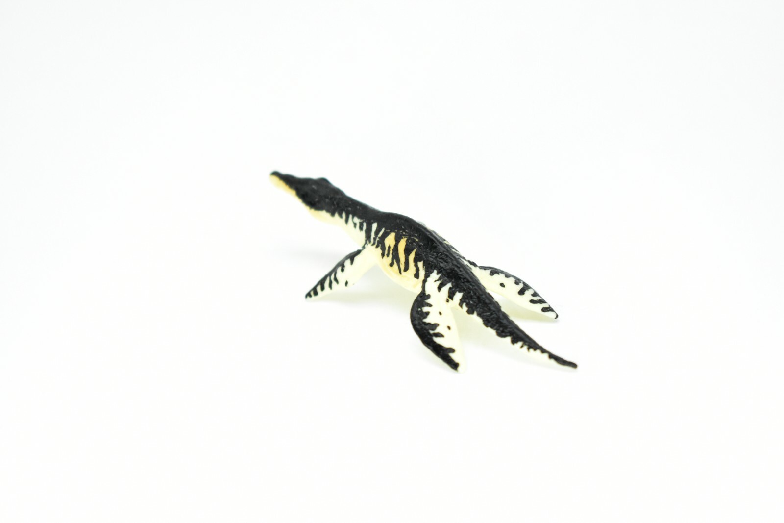 Liopleurodon Dinosaur, Very Nice Plastic Replica 2 1/2″ F8104-B117