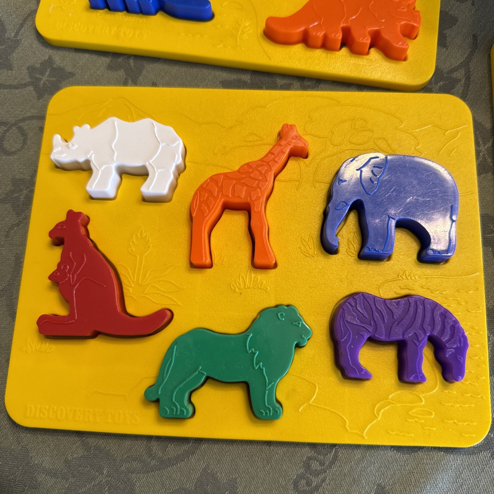 VGT Discovery Toys Place Trace Puzzle USA 18mo+ Animals Vehicle Playdough Cutter
