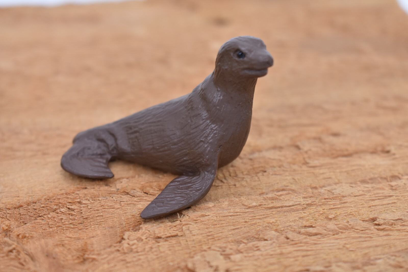 Seal, Fur Galapagos Islands Plastic Replica 2-inch – F1530 B150