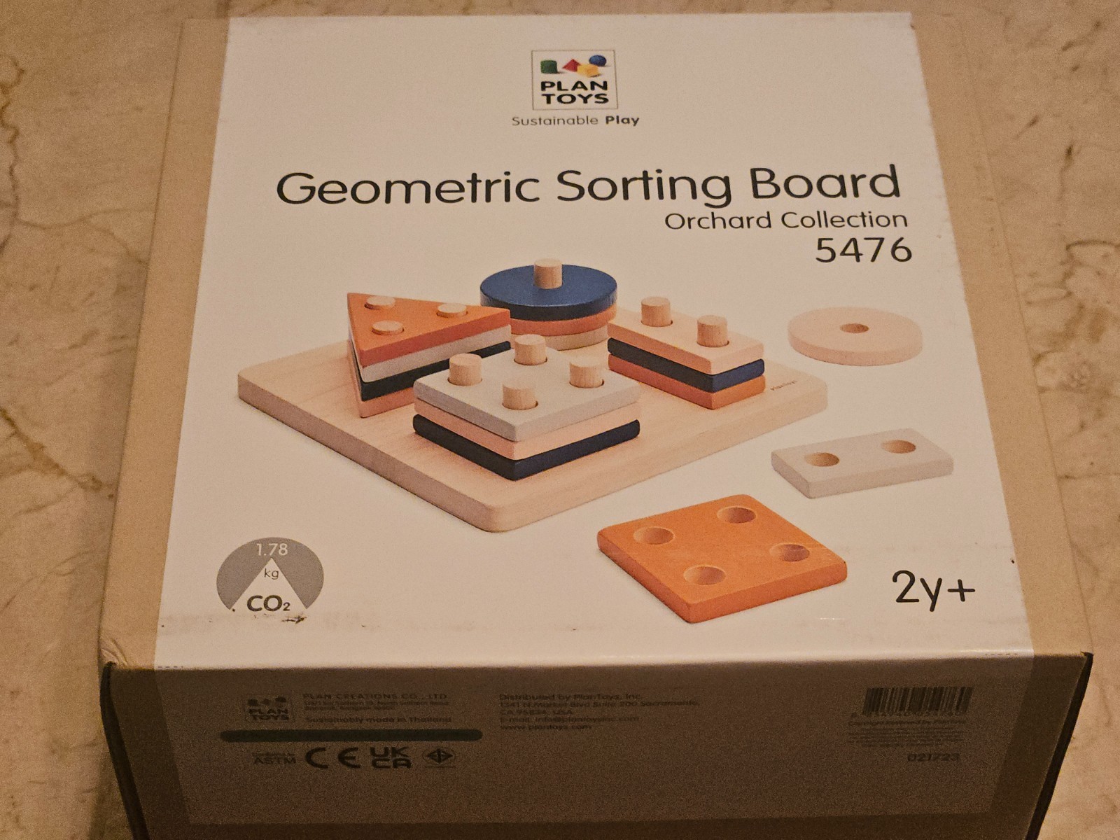 NEW PlanToys® Geometric Sorting Board Montessori Shape, Size, Color Learning Toy