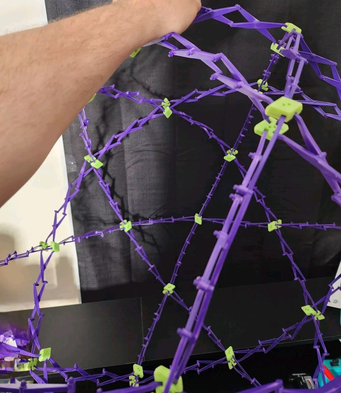 Hoberman Transforming Sphere LARGE Purple Green 💚 Glow In The Dark 9.5″ – 30″