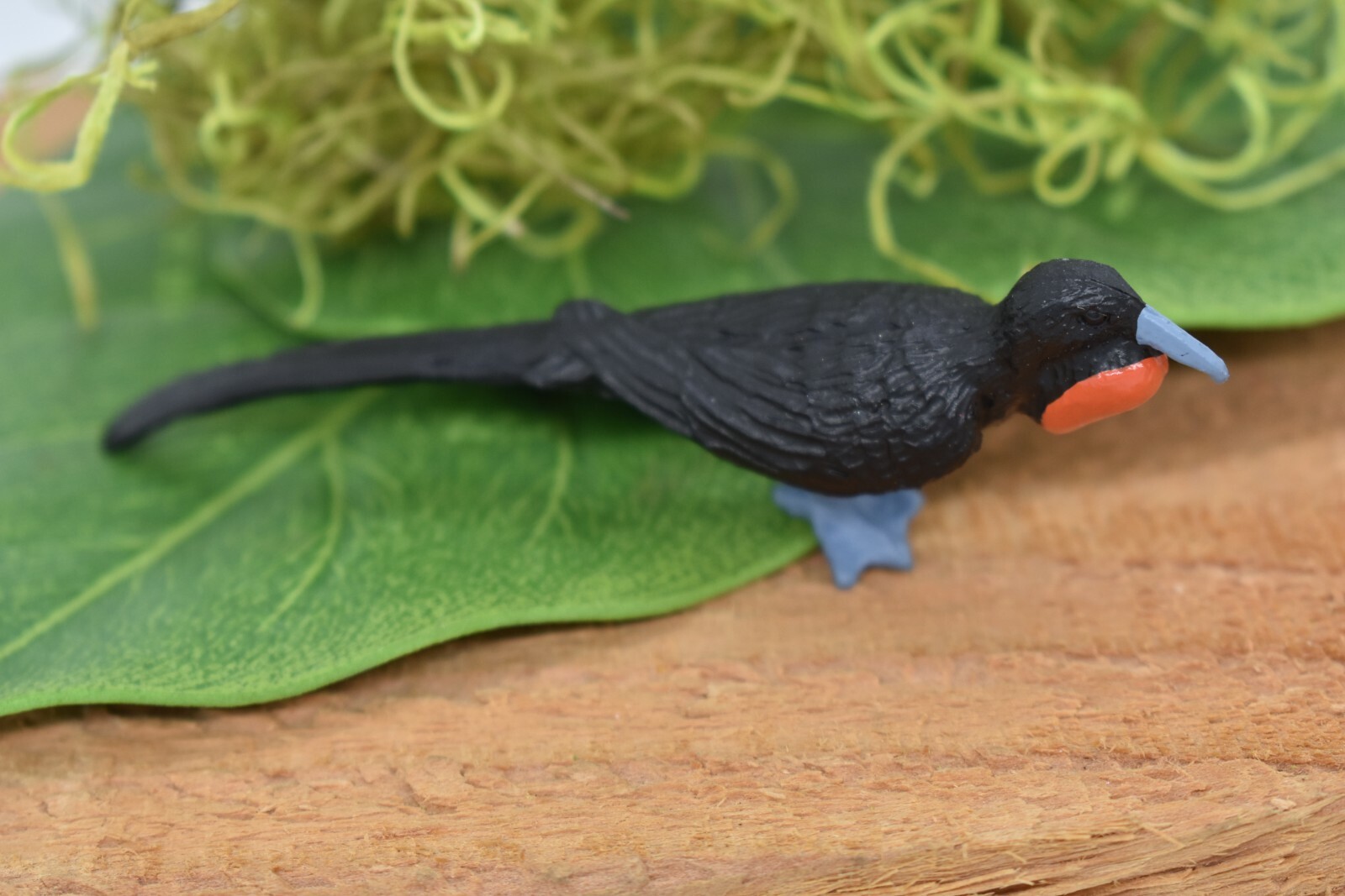Frigatebird, Galapagos Islands Plastic Plastic Replica 3 1/2″ – F1526 B150