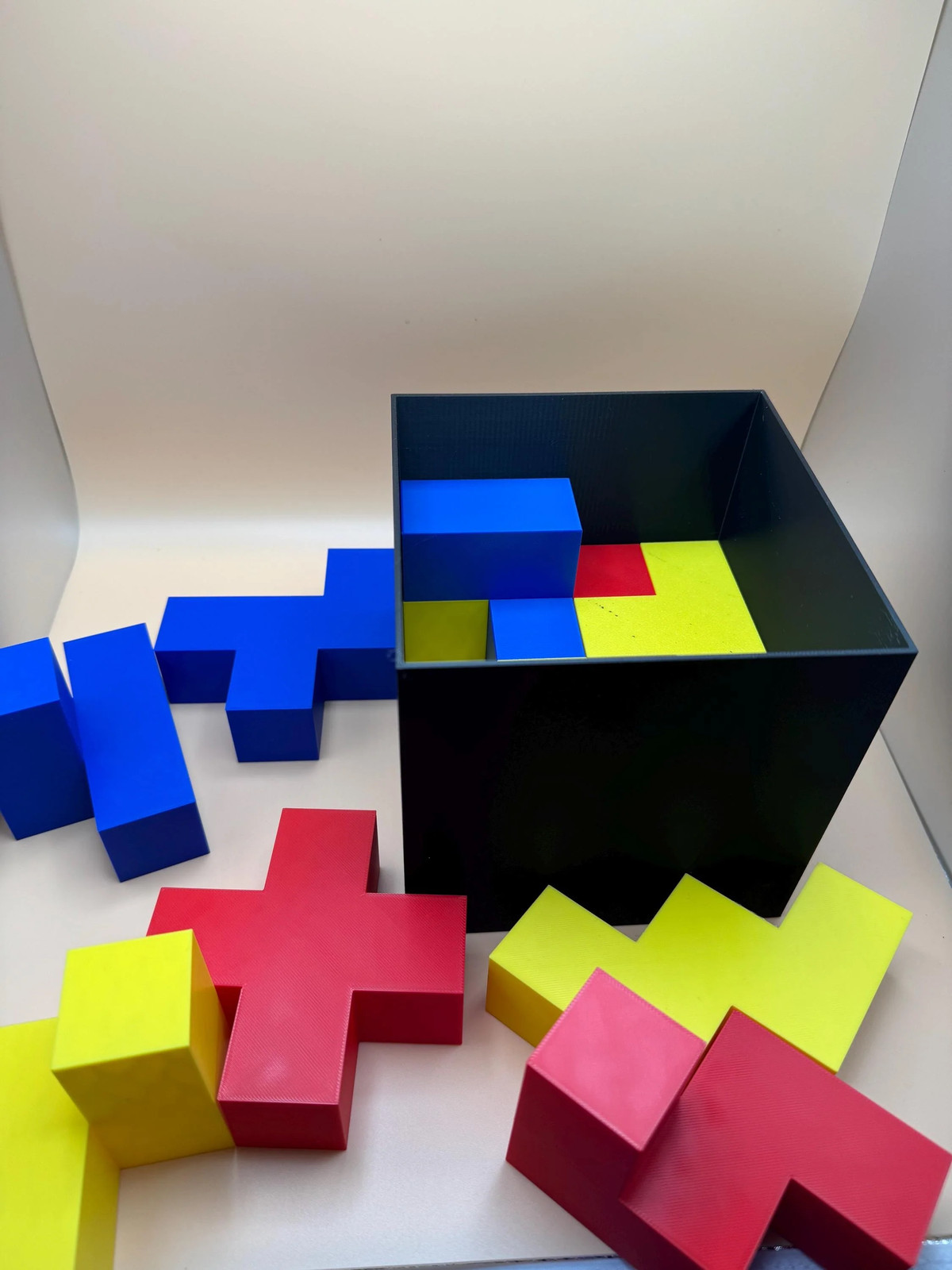 Bedlam Cube Puzzle – 12 Pentacubes in 3 Sizes: Perfect for Teachers & Kids, Fun