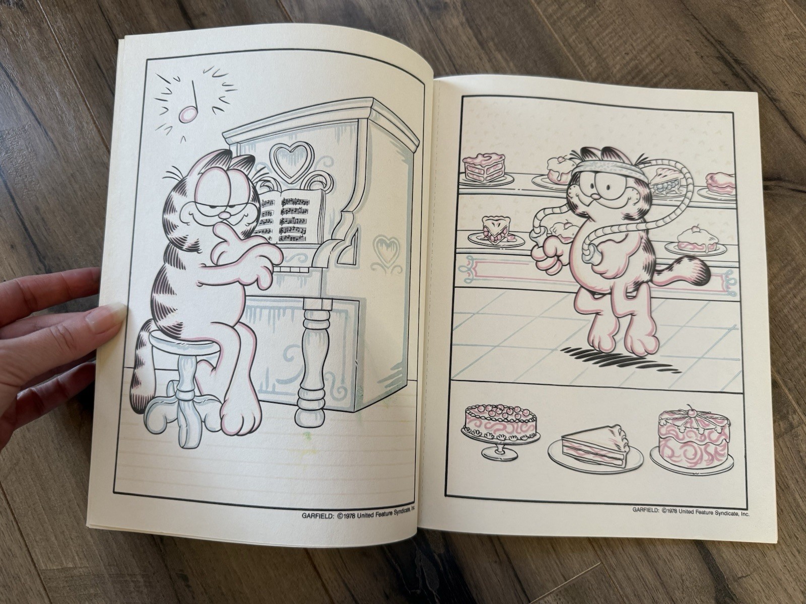 Golden GARFIELD Activity Book LOT Trace & Color Paint ‘N’ Marker With Water Cat
