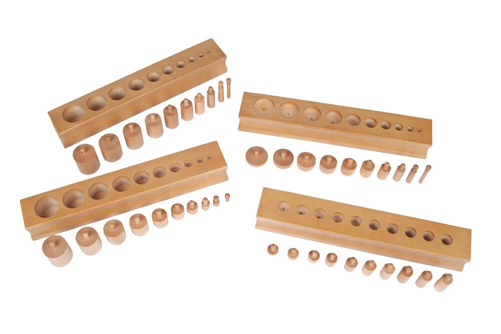 Beechwood Knobbed Cylinder Blocks (Set of 4) – IFIT MONTESSORI SENSORIAL TOYS