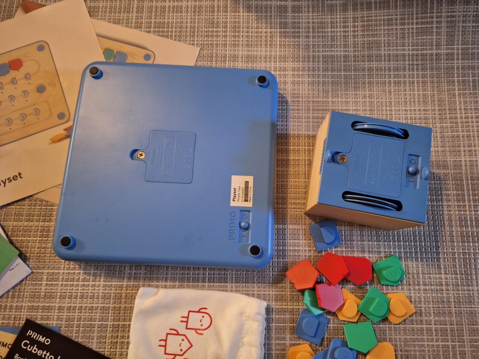 Cubetto Educational Coding Wooden Robot Montessori Toy & 5 Adventure packs extra