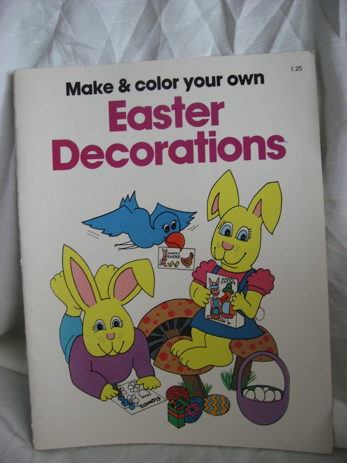 Fun Things To Do & Make 2 PAPERBACKS Easter Decorations & Easter Activity Book