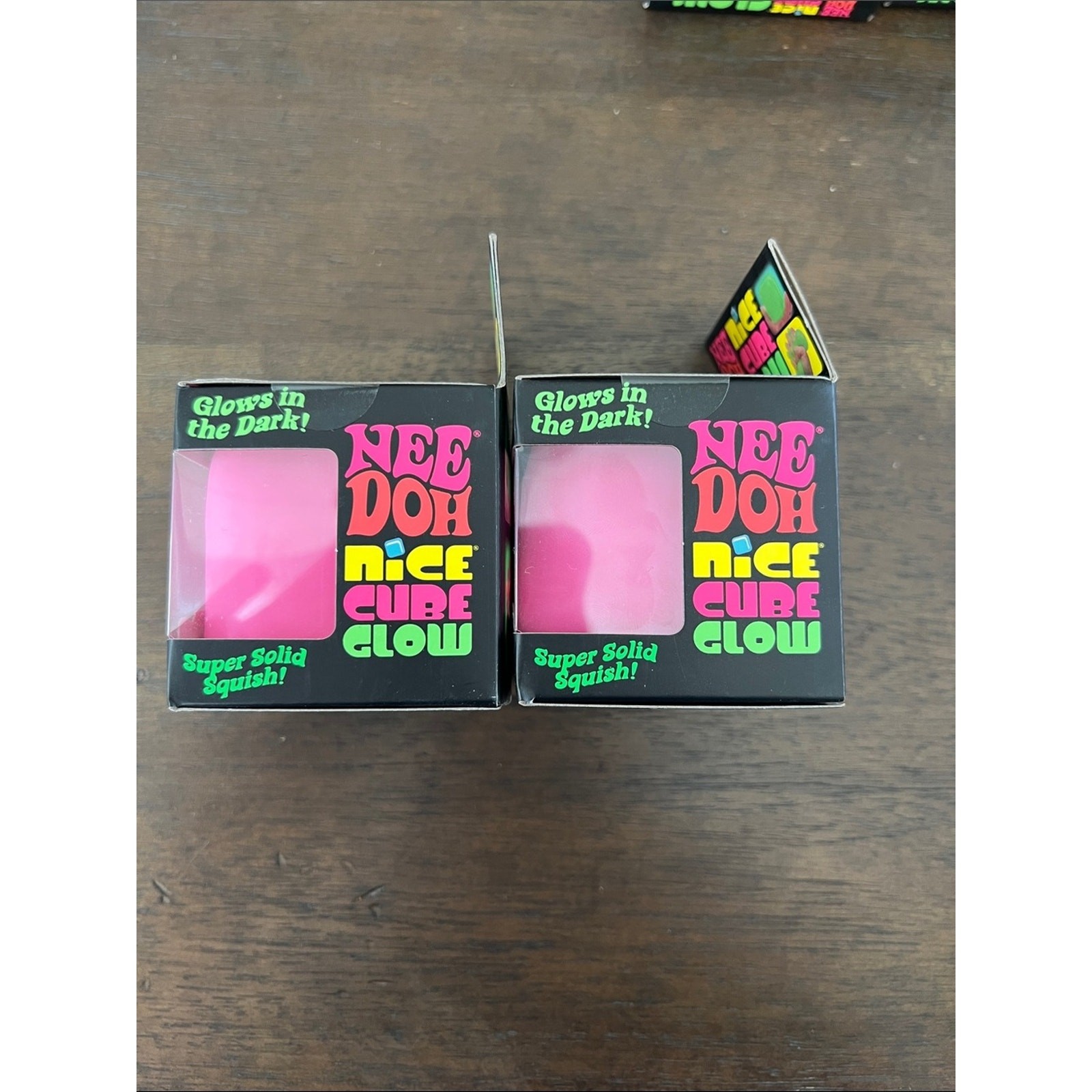 NeeDoh Nice Cube Glow – PINK, 1 pc-Super Solid Squish Fidget Sensory Toy – NIB