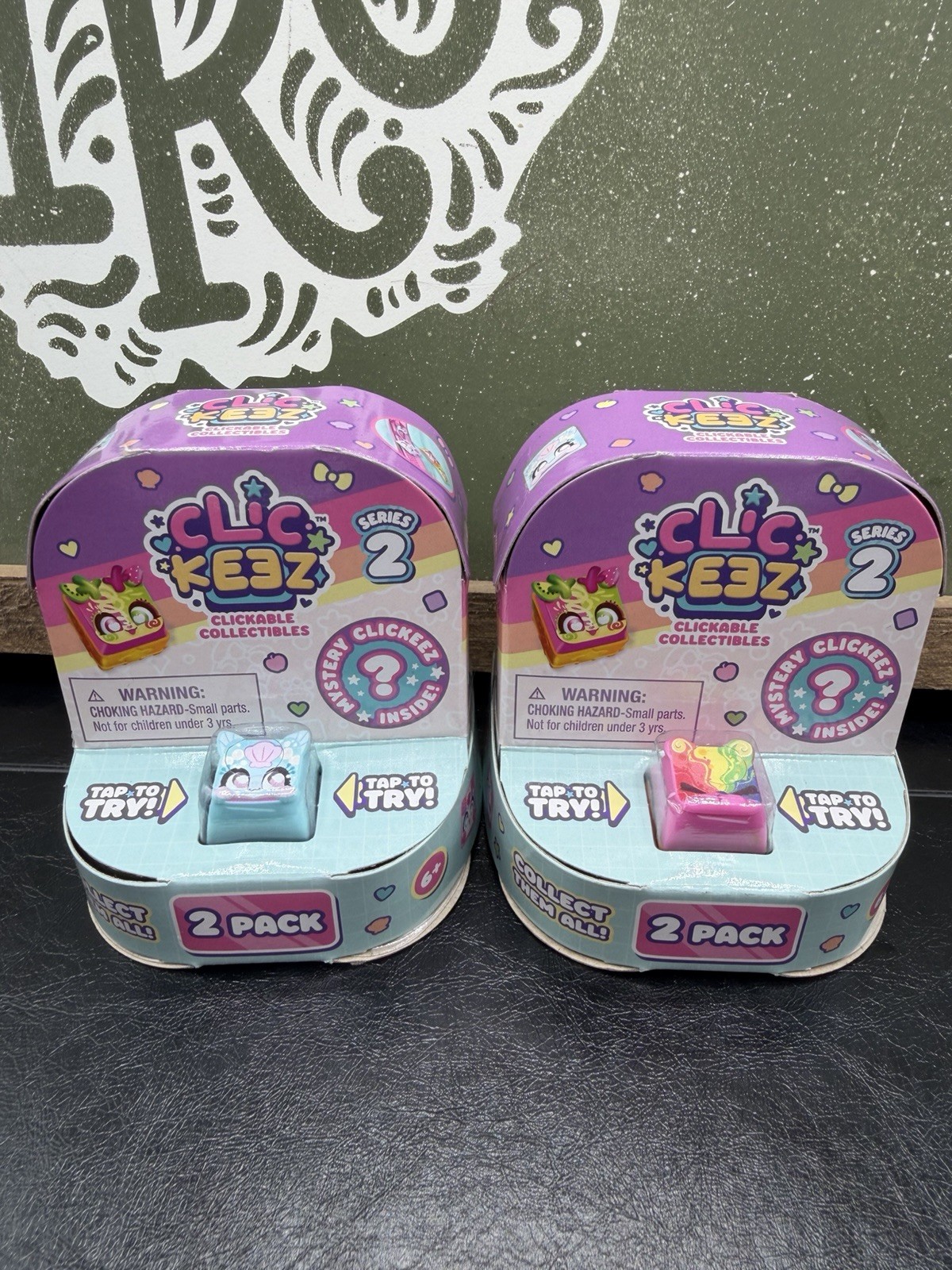 Bundle of 2 Clickeez Series 2 Clickable Collectible Toy 2-Pack Mystery Blind Box