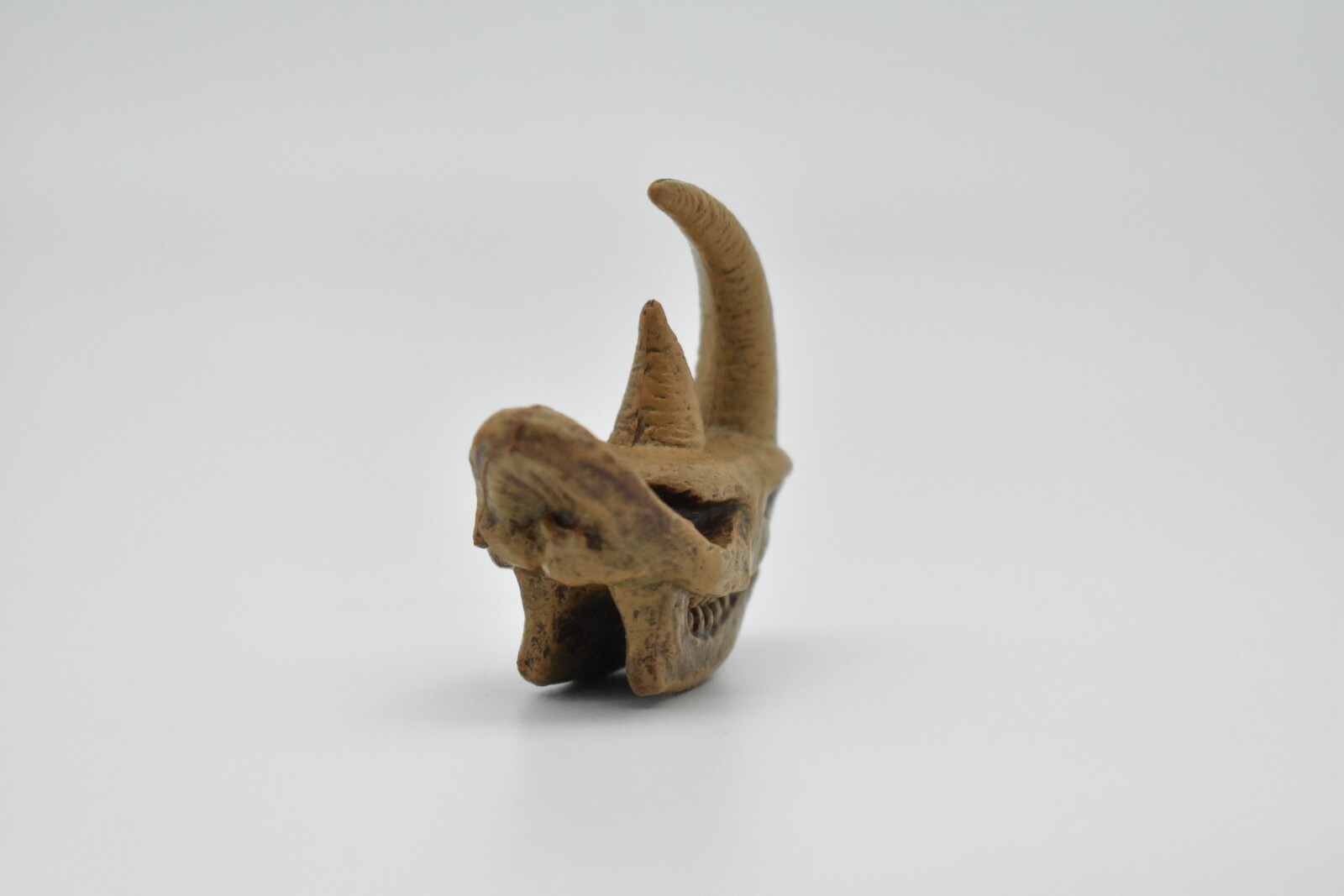 Woolly Rhino Skull, Rhinoceros, Fossil, Realistic Model Toy 1 1/2″ F3132 B224