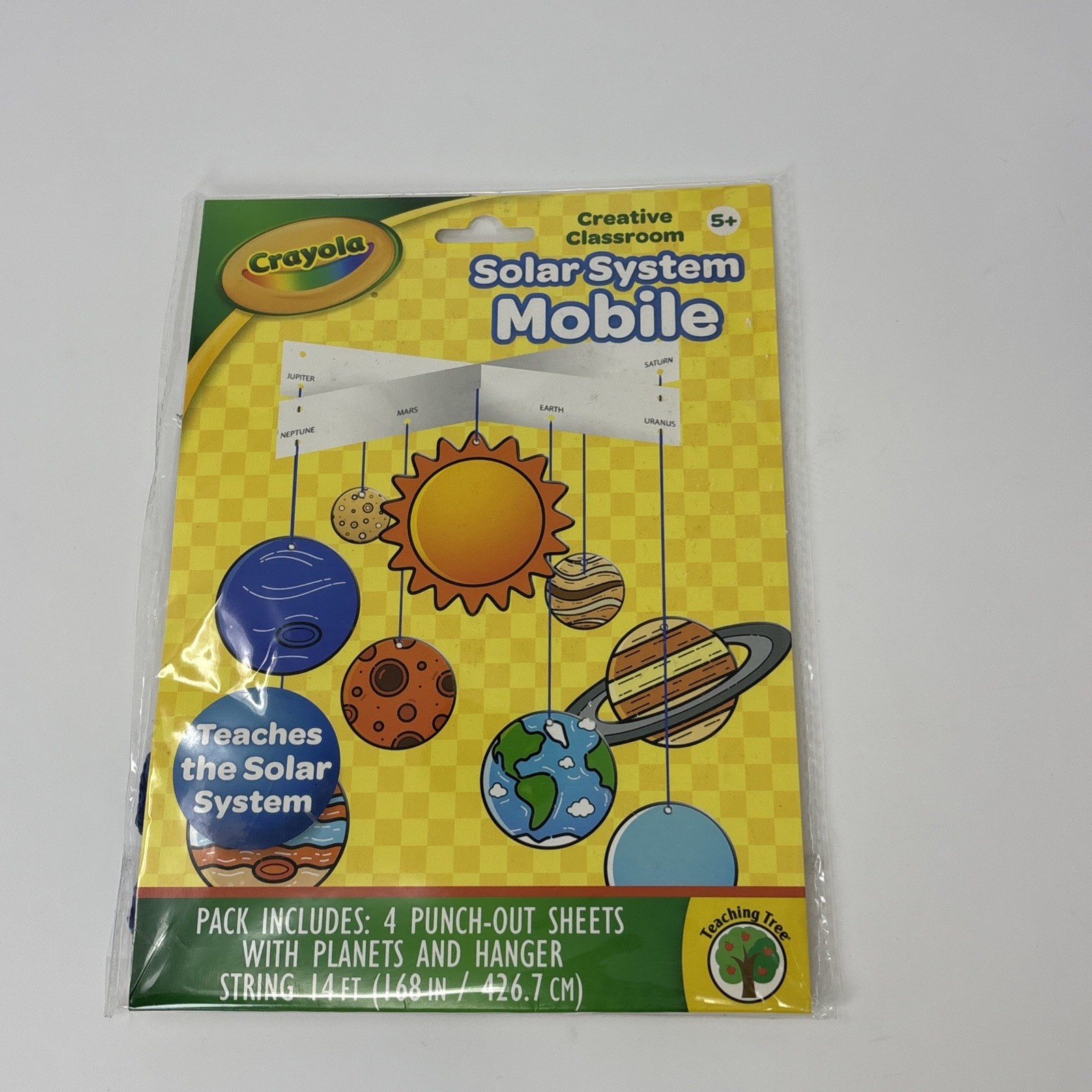 Crayola Color the Solar System Mobile Age 5+, Punch-Out w String