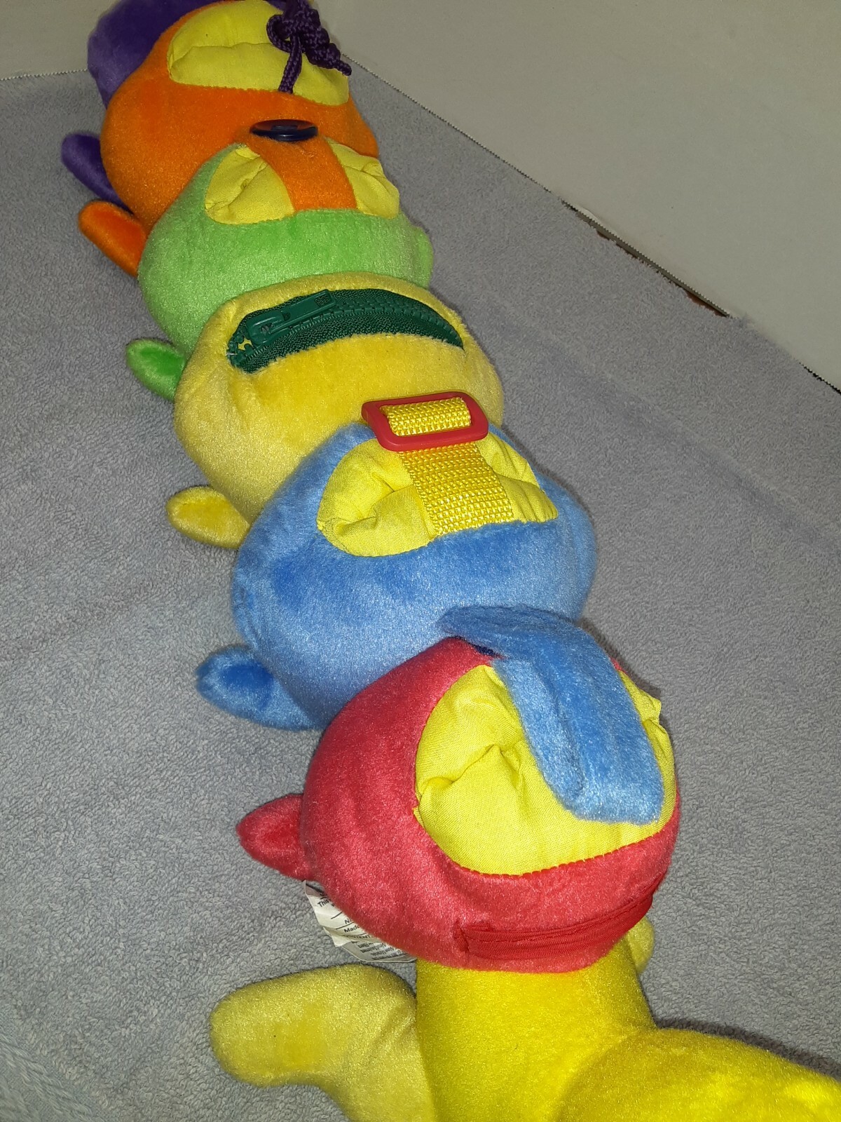21″ Discovery Toys Caterpillar Dress-A-Pillar Plush Learning Toy 2012