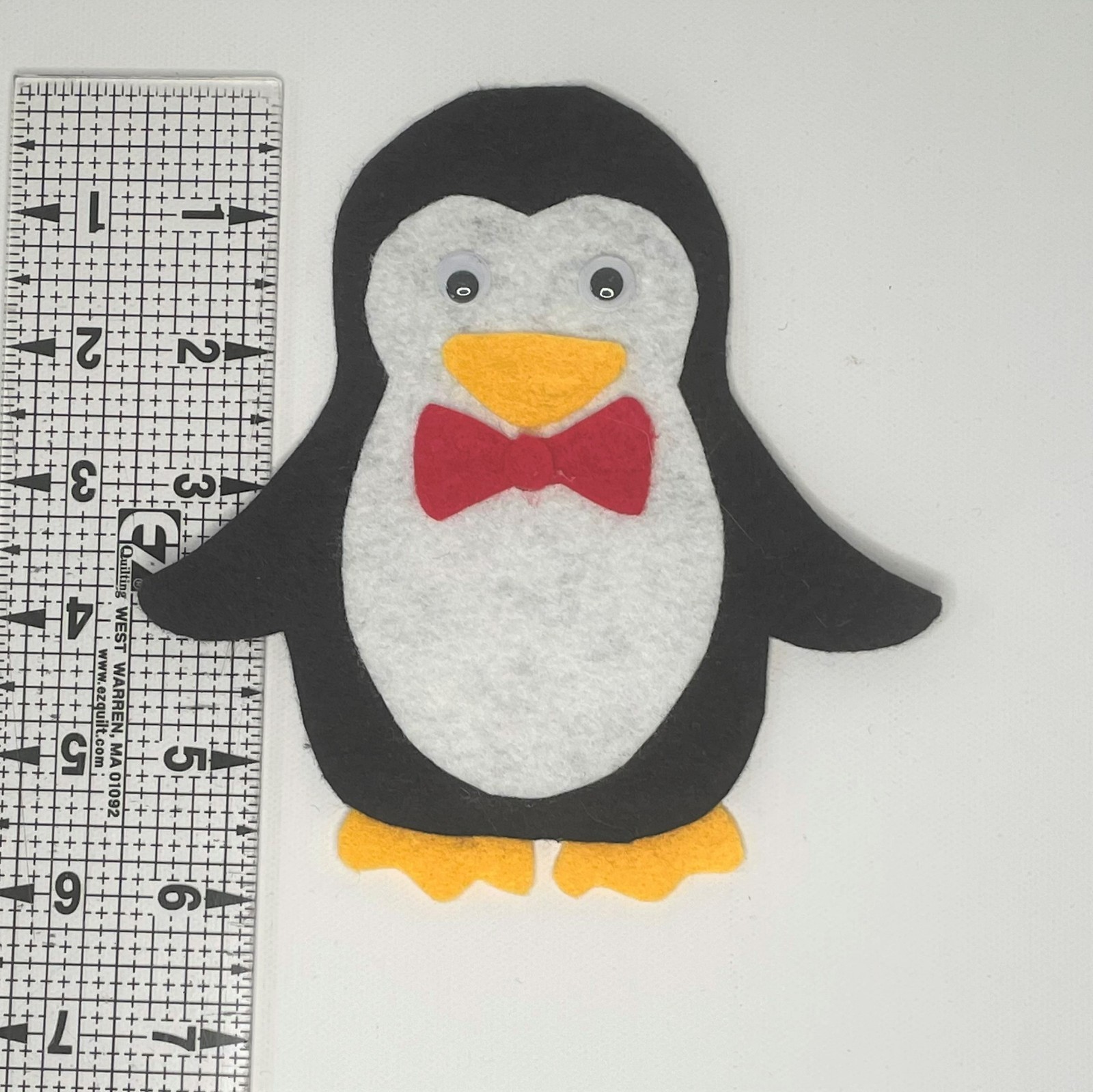 Penguin Who Has the Fish Felt Game – A Wintry Hide & Seek Adventure with Sizes
