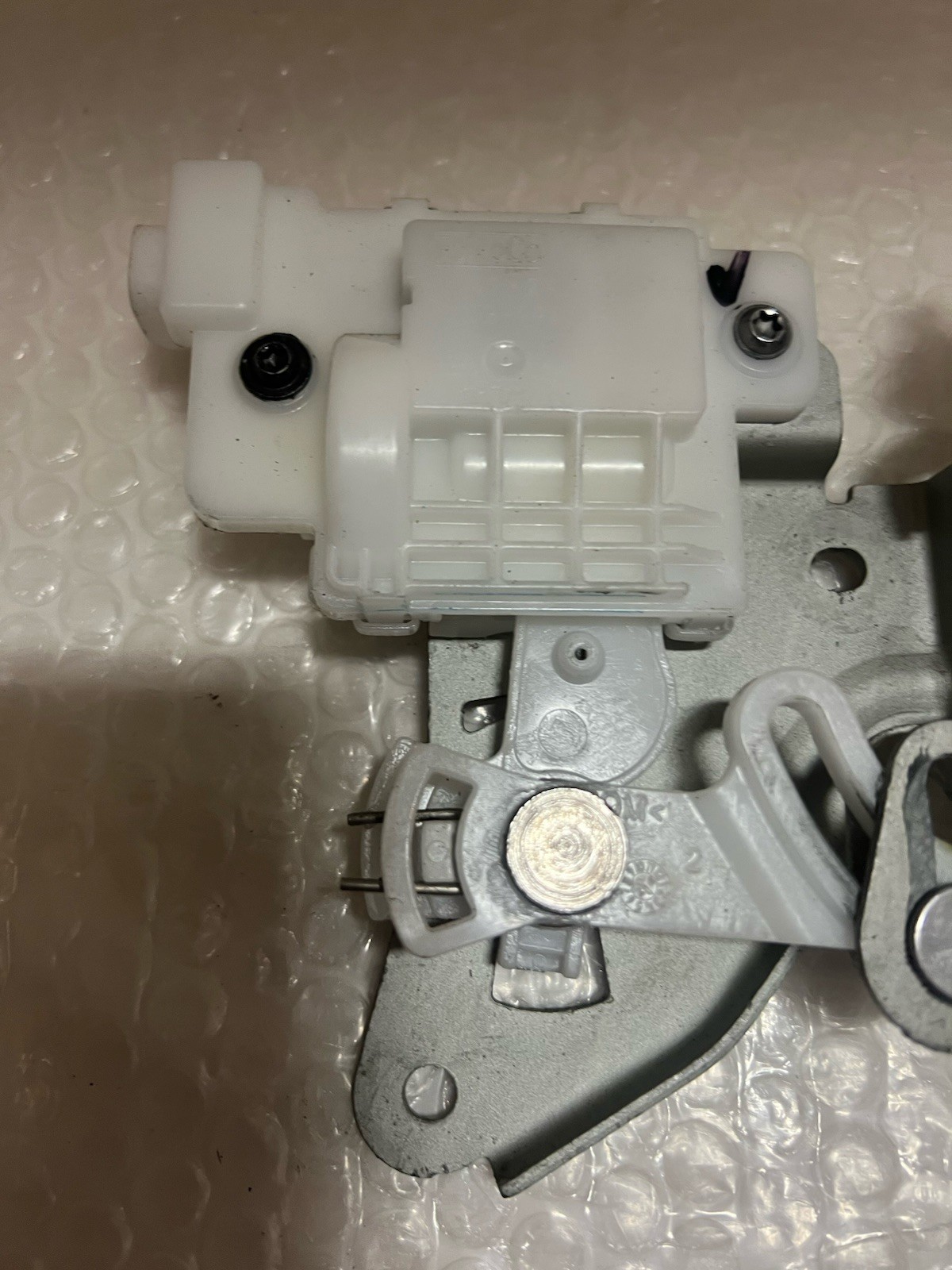 2023-2026 Ford F-150 OEM Rear Gate Powered Tailgate Lock Actuator