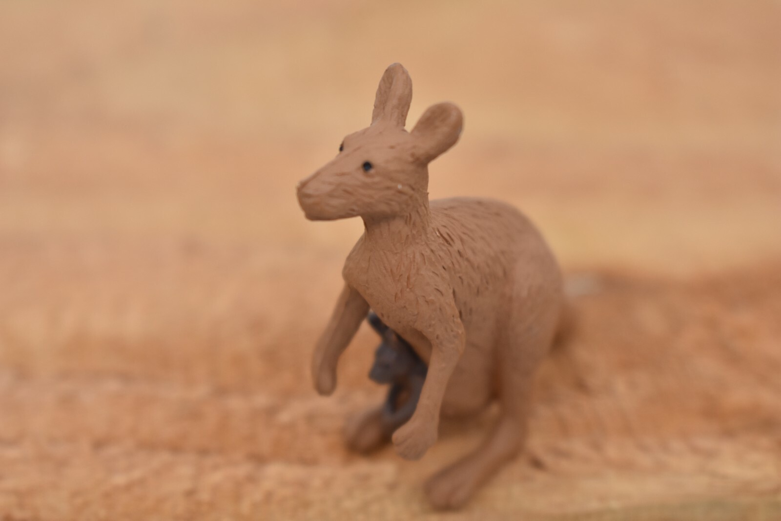Kangaroo with Baby, Plastic Replica 2 1/2-inch long – F1757 B42