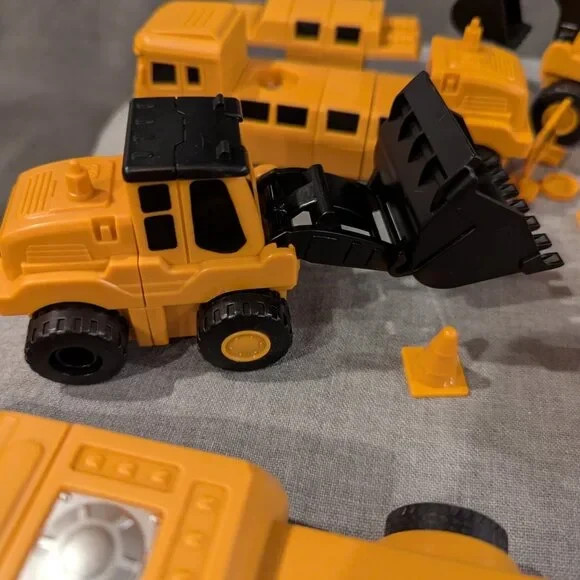 Magnetic adaptable car robotic scientific toys Magnetic Me