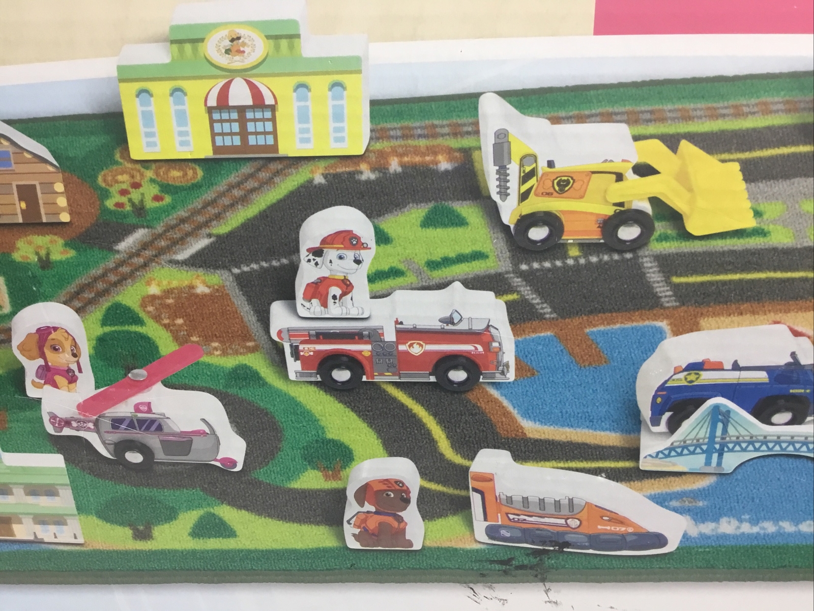 Melissa & Doug Paw Patrol Adventure Bay Activity Rug Set 44X26” Play Mat 22 Pcs.