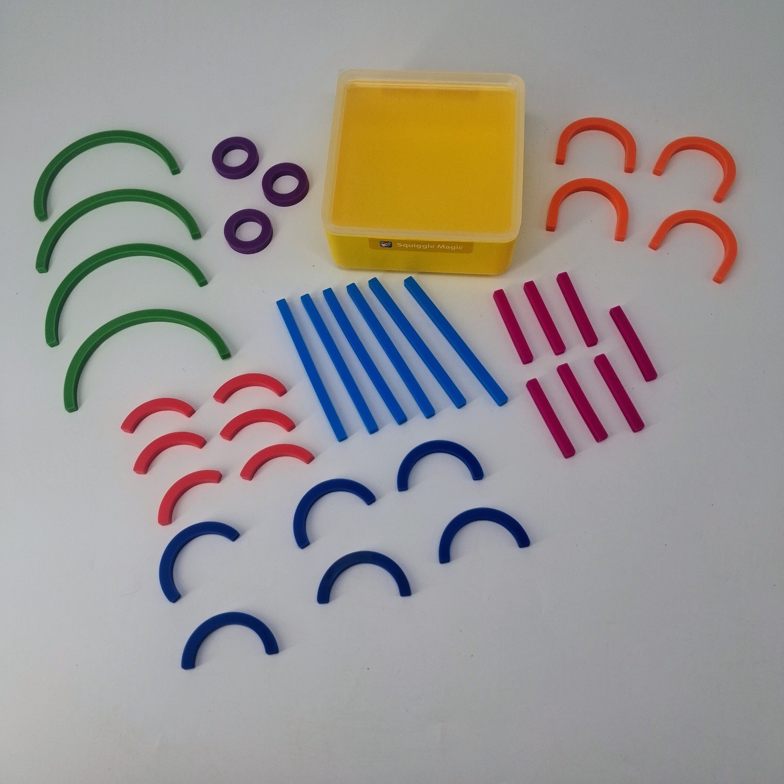 Osmo ABC’s Squiggle Magic – Storage Case with Lid and 36 Squiggles