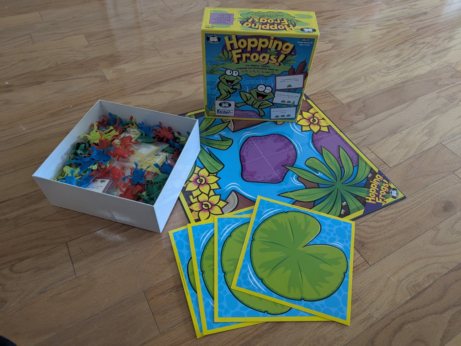 Knuth Hopping Frogs! Children’s Board Game with Plastic Frogs & Game Board
