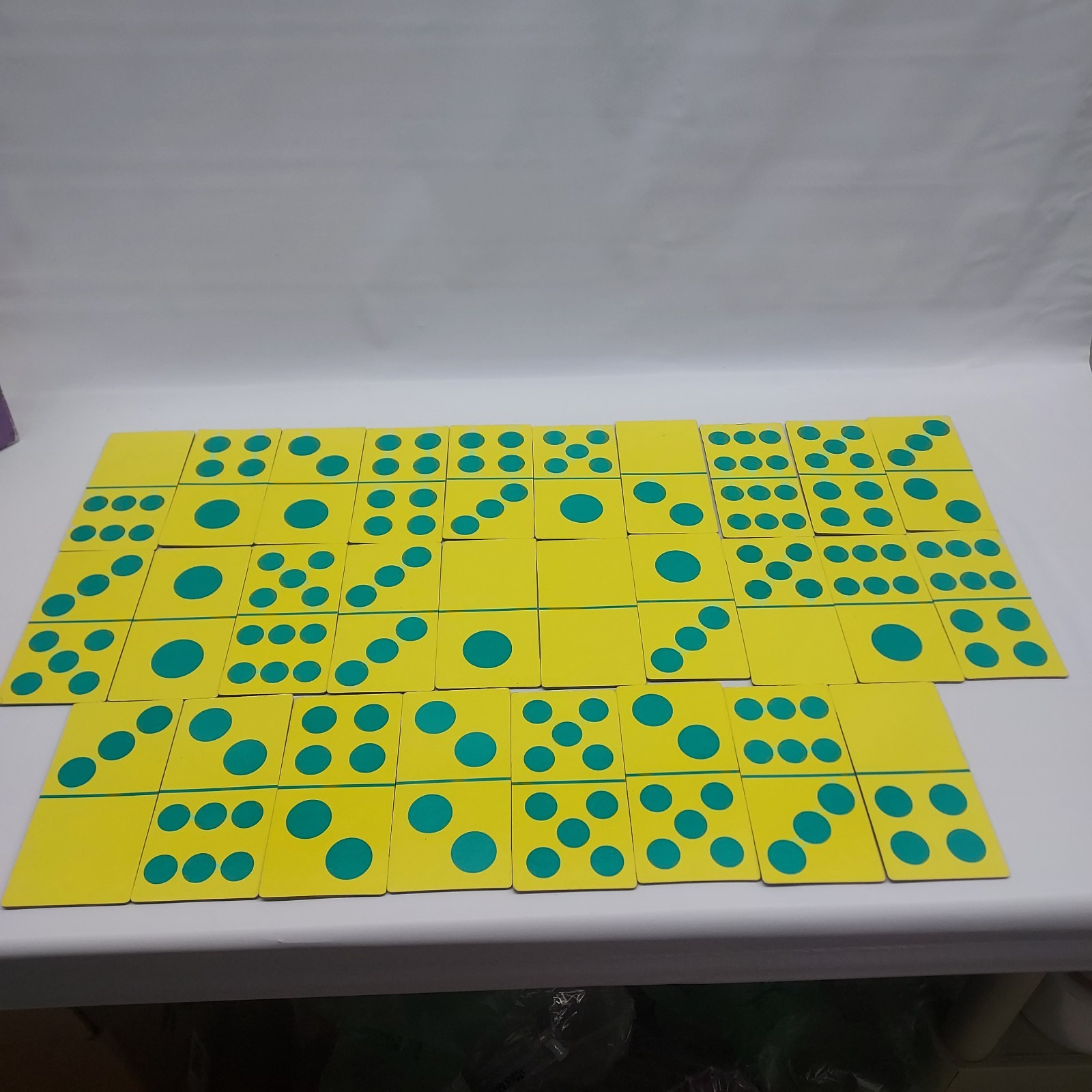 Vtg Discovery Toys DOMINO CIRCUS Game Dual Sided Matching Animals/Domino Dots